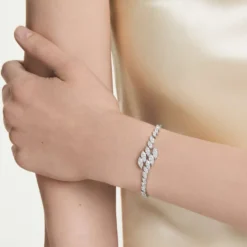 Mesmera Armband