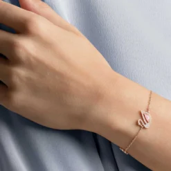 Swan Armband
